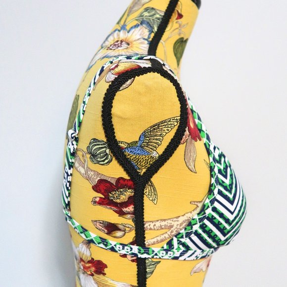 BCBGMaxAzria Swim Kelly Tribal Print Bikini Set Medium - Picture 5 of 16